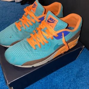Nike Air Max - Teal & Orange Size 12